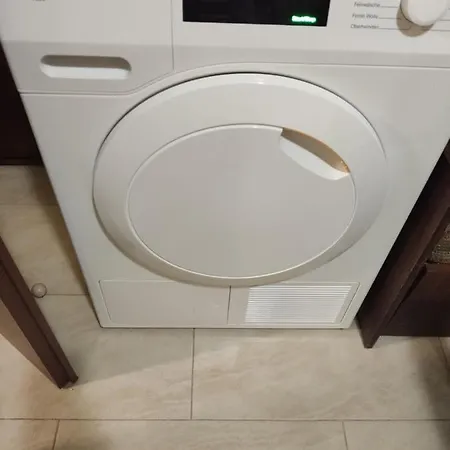 Апартаменты Lazur Karlovo 8 Street Free Parking