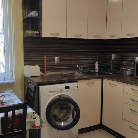 Lazur Karlovo 8 Street Free Parking * Бургас